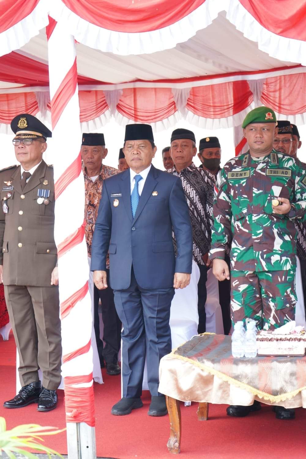 BERITA GAMBAR SIMPATIK